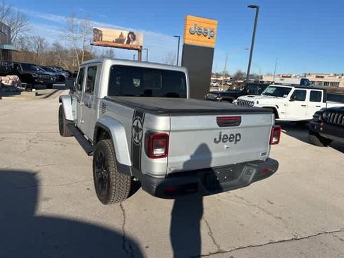 Used 2023 Jeep Gladiator Overland image 20
