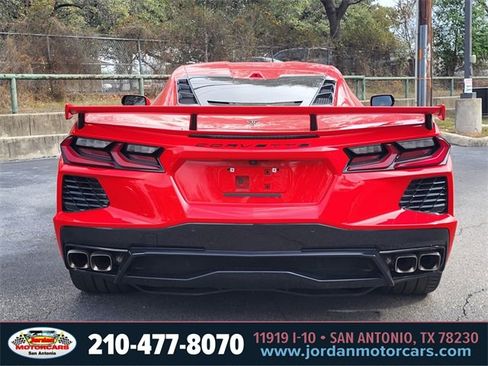 Used 2025 Chevrolet Corvette Stingray Preferred Cpe w/ Z51 Performance Package image 4