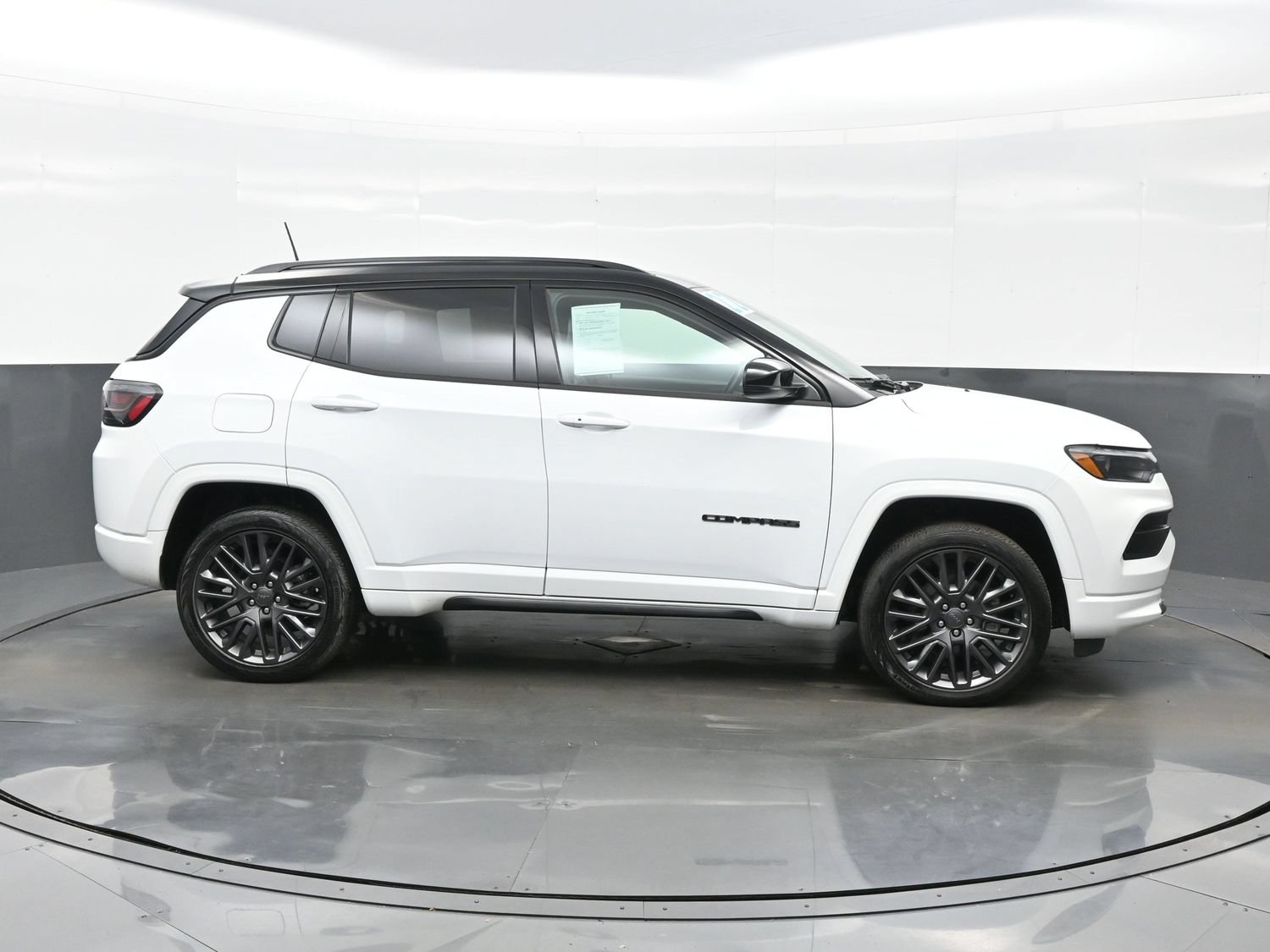 Used 2022 Jeep Compass High Altitude AWD/4WD image 10