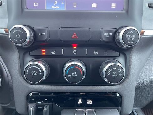 Used 2024 RAM 1500 Big Horn image 23