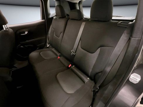 Used 2020 Jeep Renegade Sport image 22