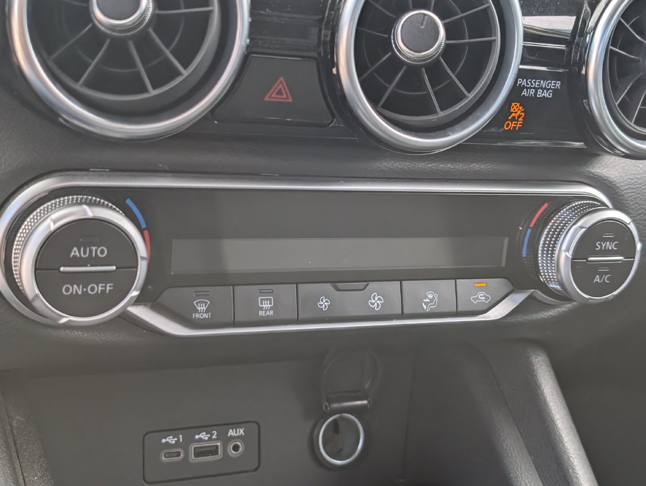 Used 2020 Nissan Sentra SV FWD image 17