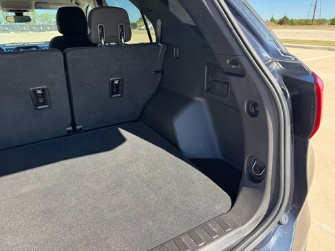 Used 2018 Chevrolet Equinox LT FWD image 60