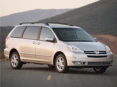 Used 2005 Toyota Sienna CE