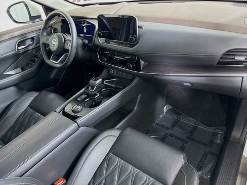 Certified 2021 Nissan Rogue Platinum image 36