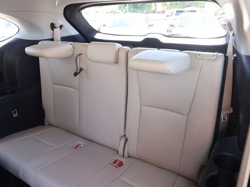 Used 2021 Toyota Highlander Platinum AWD/4WD image 12