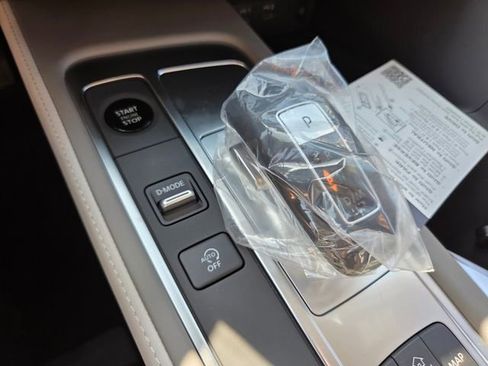 New 2026 INFINITI QX60 Luxe w/ Cargo Package FWD image 28