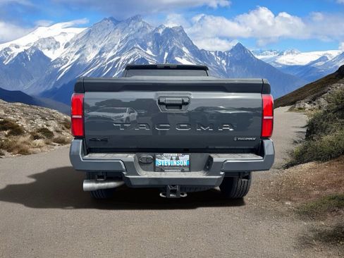 New 2026 Toyota Tacoma TRD Off-Road AWD/4WD image 5