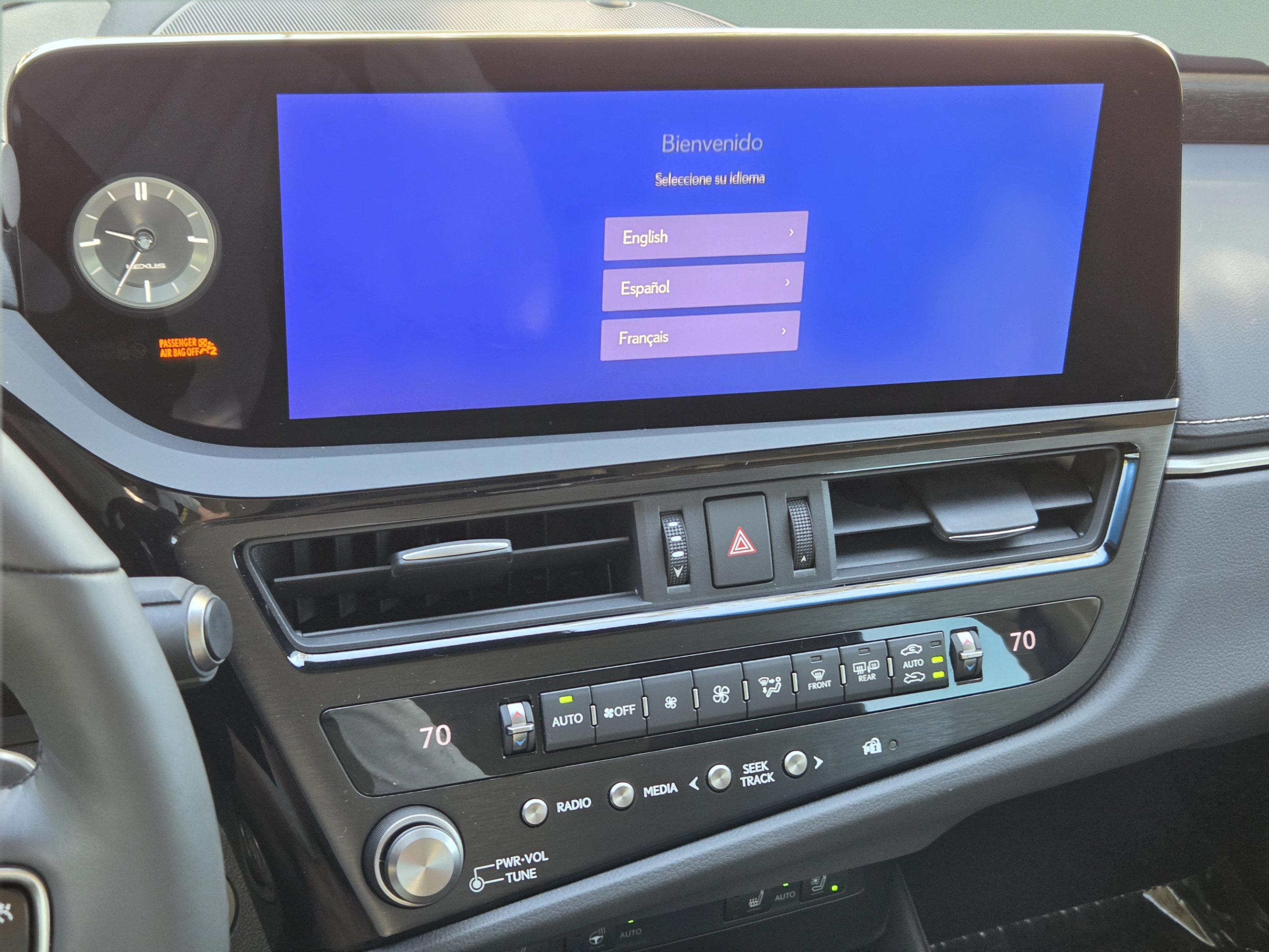 Used 2024 Lexus ES 350 w/ Premium Package FWD image 9