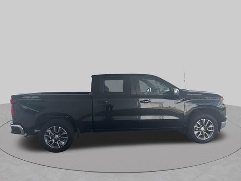 Used 2024 Chevrolet Silverado 1500 LT AWD/4WD image 10