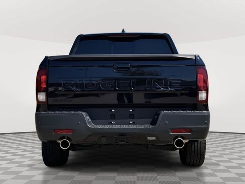 Used 2026 Honda Ridgeline Black Edition image 5