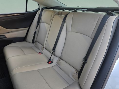 Certified 2021 Lexus ES 350 w/ Premium Package FWD image 31