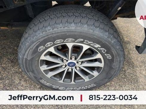Used 2019 Ford F150 XLT w/ Equipment Group 302A Luxury AWD/4WD image 9
