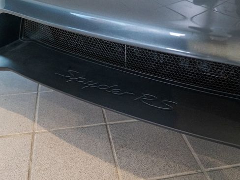 Certified 2024 Porsche 718 Boxster Spyder RS RWD image 19