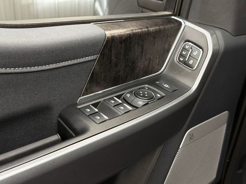 Used 2025 Ford F350 Lariat w/ Lariat Ultimate Package image 23