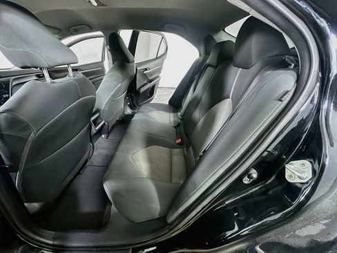 Used 2022 Toyota Camry LE FWD image 16