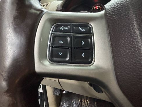 Used 2014 RAM 1500 Laramie w/ Convenience Group AWD/4WD image 20