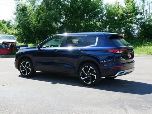Used 2024 Mitsubishi Outlander SE AWD/4WD image 4