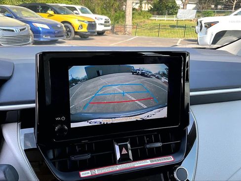 Certified 2025 Toyota Corolla LE image 26