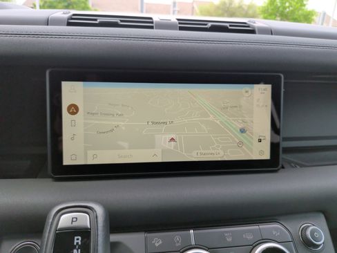 Used 2023 Land Rover Defender 110 X-Dynamic SE image 19