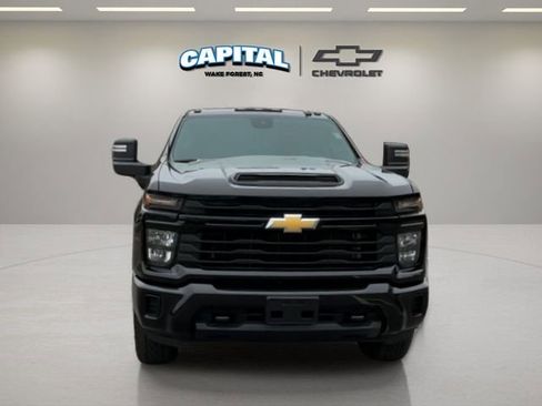 Certified 2024 Chevrolet Silverado 2500 Custom w/ Custom Convenience Package image 8