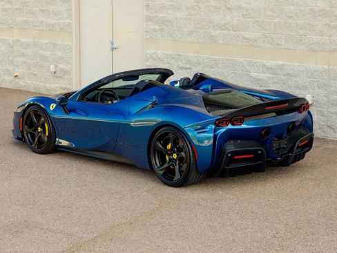 Used 2023 Ferrari SF90 Spider AWD/4WD image 22