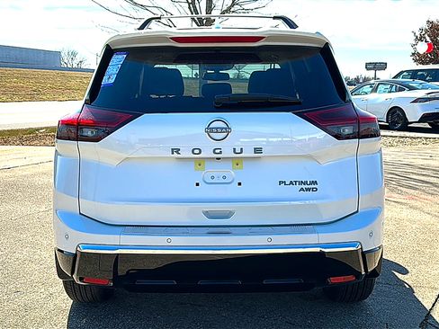 New 2026 Nissan Rogue Platinum w/ Platinum Premium Package image 7