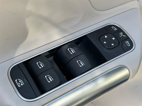 Used 2024 Mercedes-Benz GLA 250 image 16