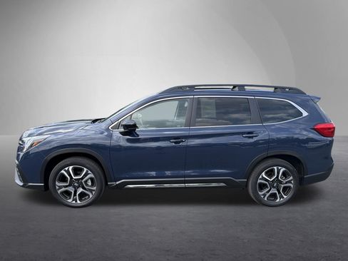 Used 2025 Subaru Ascent Limited w/ Popular Package #2 AWD/4WD image 7