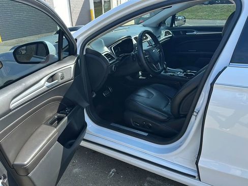 Used 2013 Ford Fusion Titanium image 8