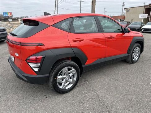 New 2026 Hyundai Kona SE image 4