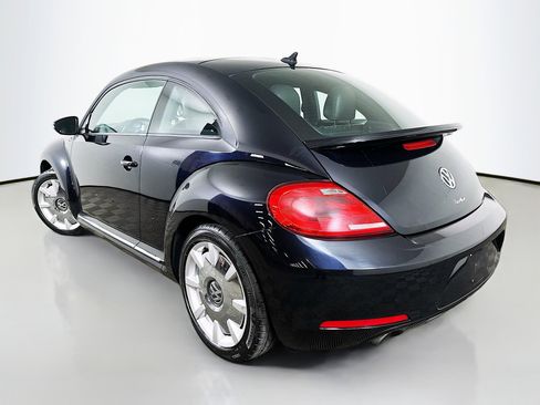 Used 2013 Volkswagen Beetle Turbo Fender image 5