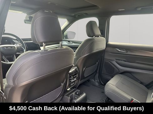 New 2025 Jeep Grand Cherokee L Laredo w/ Luxury Tech Group I RWD image 19