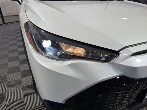 Used 2025 Toyota Corolla Cross AWD Hybrid image 10
