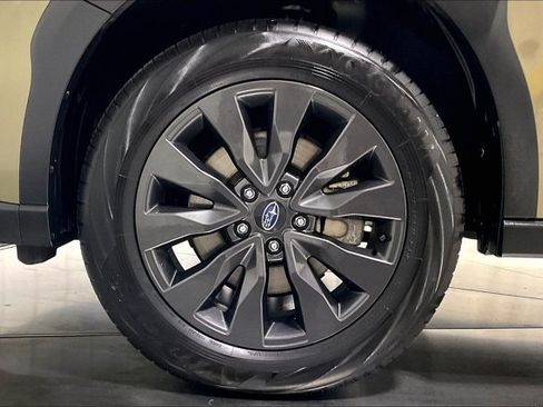 Used 2025 Subaru Outback Onyx Edition AWD/4WD image 9