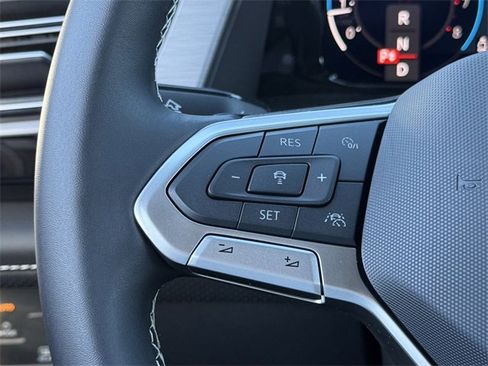 New 2026 Volkswagen Atlas Cross Sport SE image 10