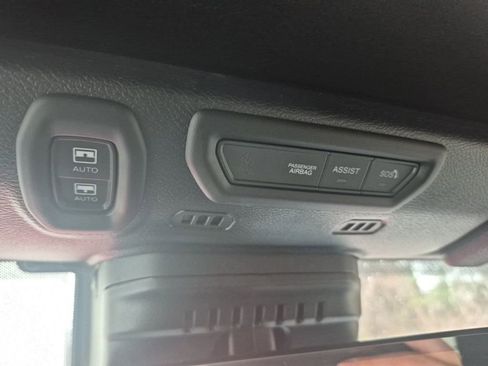 Used 2021 Jeep Wrangler Unlimited Sahara image 28