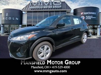 New 2025 Nissan Kicks S