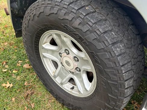 Used 2000 Toyota 4Runner Limited image 24