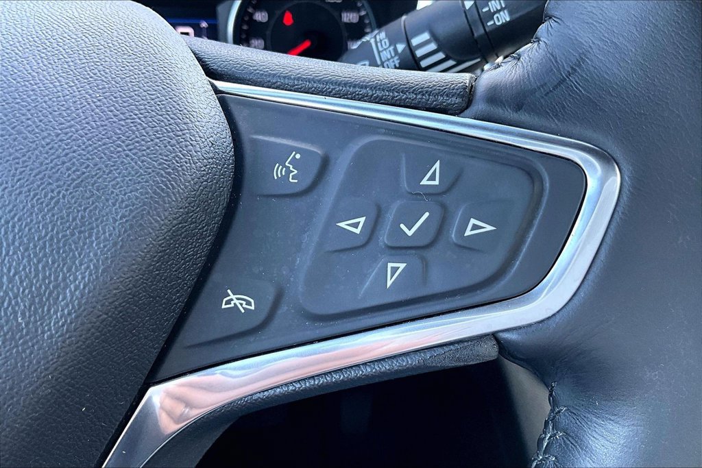 Used 2020 Chevrolet Equinox LT AWD/4WD image 13