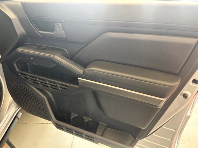 Used 2025 Toyota 4Runner SR5 RWD image 28