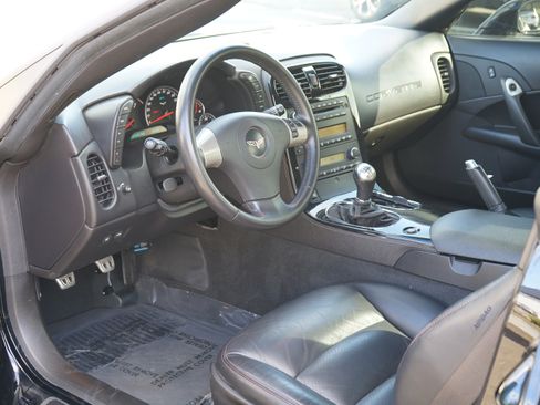 Used 2008 Chevrolet Corvette Z06 w/ Preferred Equipment Group image 13
