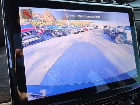 Used 2024 Jeep Grand Cherokee L Limited w/ Black Appearance Package image 25