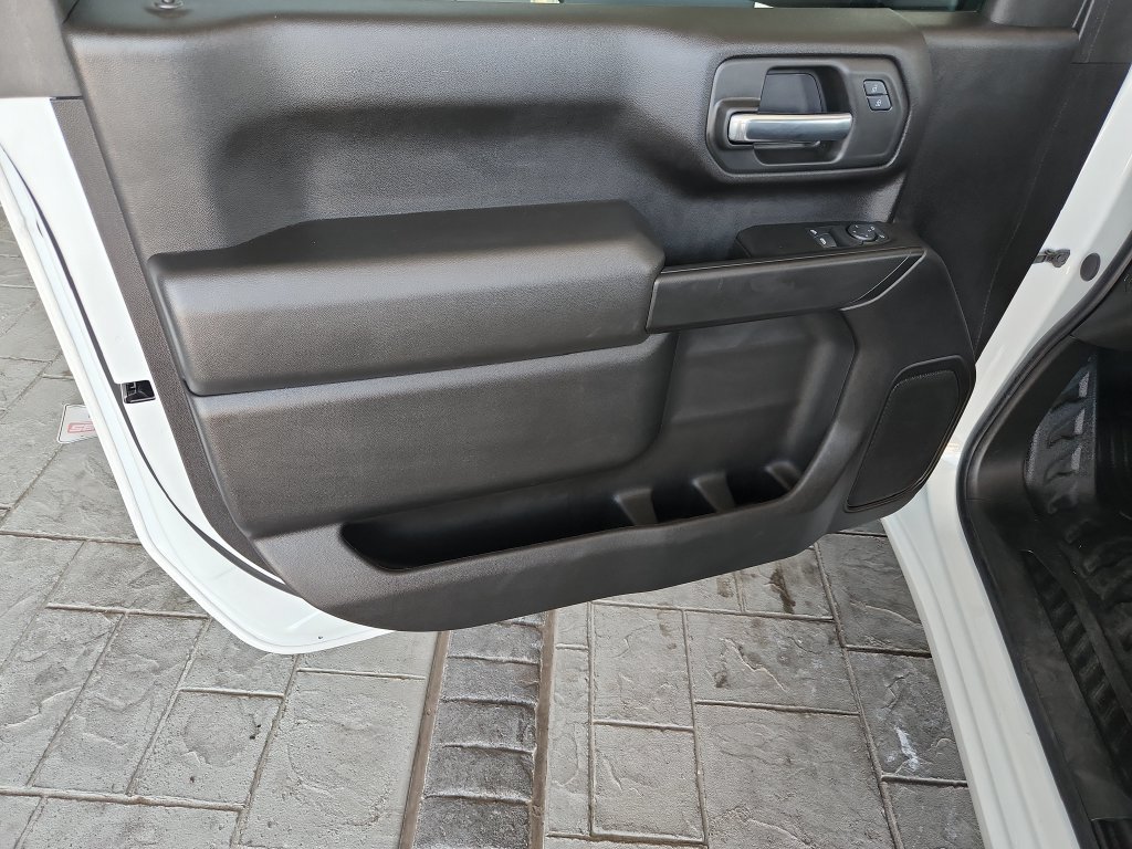 Used 2024 Chevrolet Silverado 2500 W/T AWD/4WD image 4
