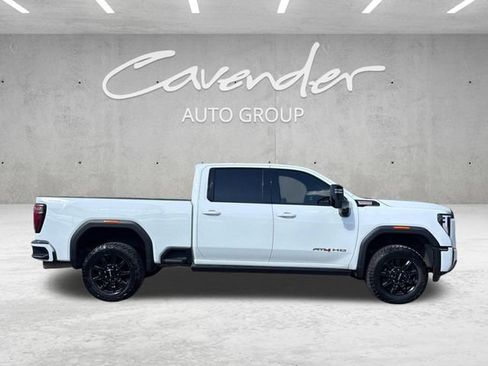 Used 2024 GMC Sierra 2500 AT4 w/ AT4 Premium Plus Package AWD/4WD image 21