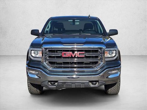 Used 2018 GMC Sierra 1500 SLE w/ SLE Value Package AWD/4WD image 2