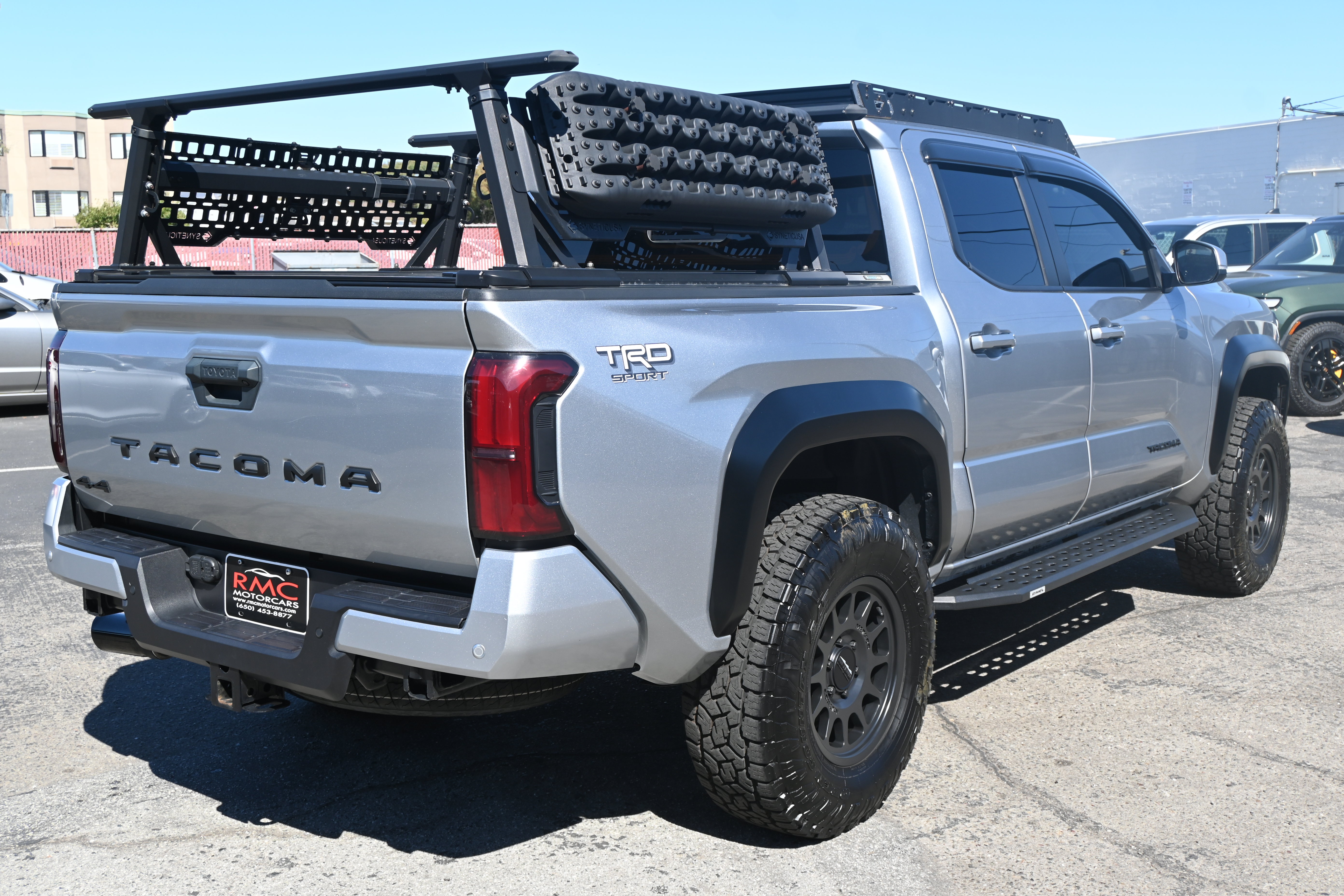 Used 2024 Toyota Tacoma TRD Sport w/ TRD Sport Upgrade Package AWD/4WD image 6