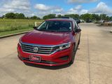 Used 2022 Volkswagen Passat 2.0T image 3