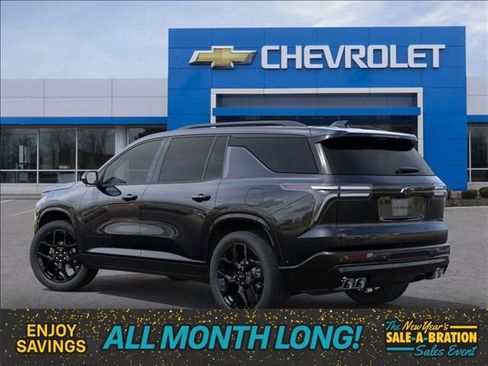 New 2026 Chevrolet Traverse RS w/ LPO, Floor Liner Package image 3
