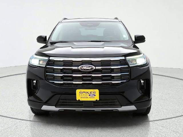 Certified 2026 Ford Explorer Active RWD image 2
